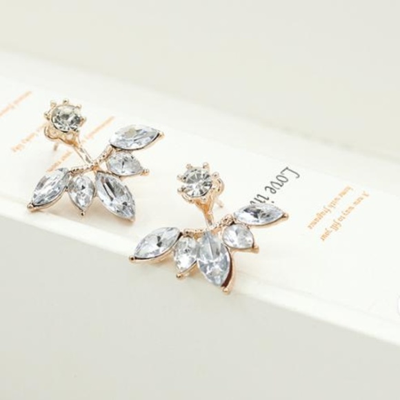 Jewelry - Stud Earrings